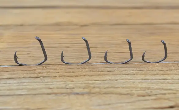סט 50 קרסים לקרפיון